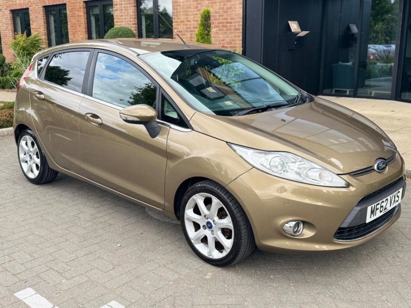 FORD FIESTA 1.4 Titanium 5dr